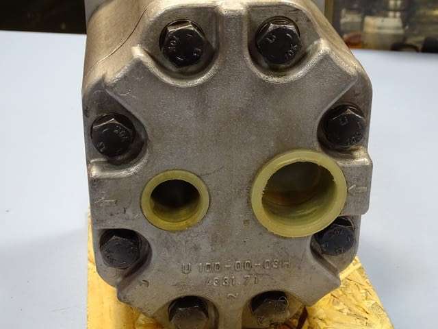 Хидравлична помпа Jihostroi U80A Engineering, Retails - city of Plovdiv | Industrial Equipment - снимка 7