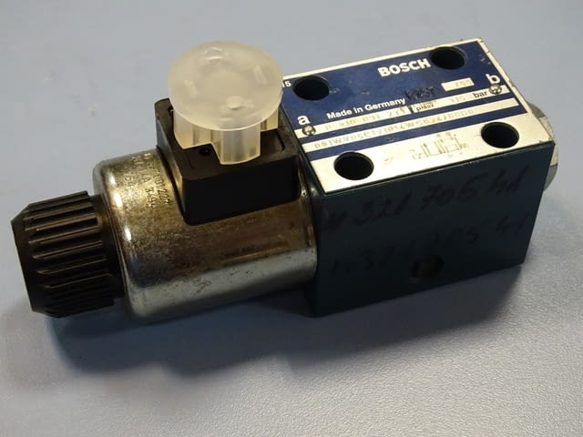 Хидравличен разпределител BOSCH 0810 091, 315 bar, 24V DC, град Пловдив | Промишлено Оборудване - снимка 7