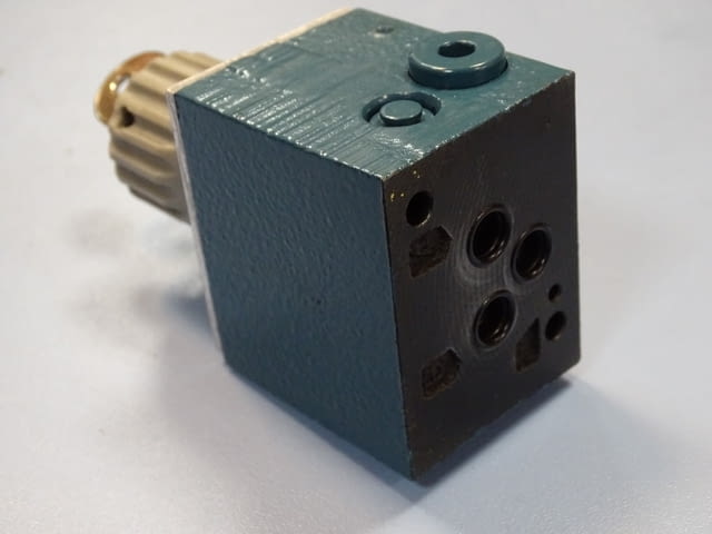 Хидравличен клапан BOSCH 0811332 pressure regulation valve, град Пловдив | Промишлено Оборудване - снимка 7