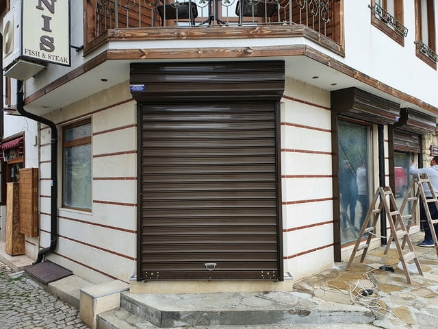Изработка и монтаж на гаражни врати и метални конструкции, city of Pomoriе - снимка 3