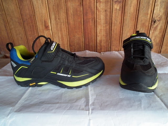 Вело обувки маратонки Gaerne G.NEMY GORE-TEX за колоездене велосипедни - снимка 1