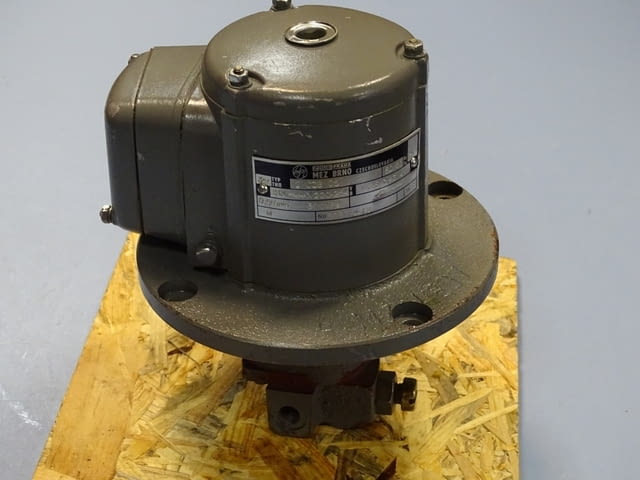 Хидравлична смазочна помпа MEZ Brno 2-CZB-05, град Пловдив | Промишлено Оборудване - снимка 1