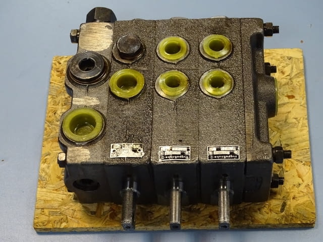 Хидравличен разпределител за мотокар 346-РК4, град Пловдив | Промишлено Оборудване - снимка 2