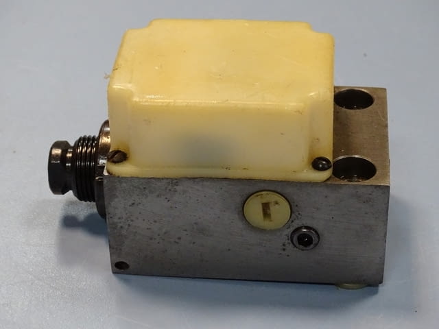 Реле за налягане ПГ62-11-УХЛ4 Тежка промишленост, На дребно - град Пловдив | Промишлено Оборудване - снимка 1