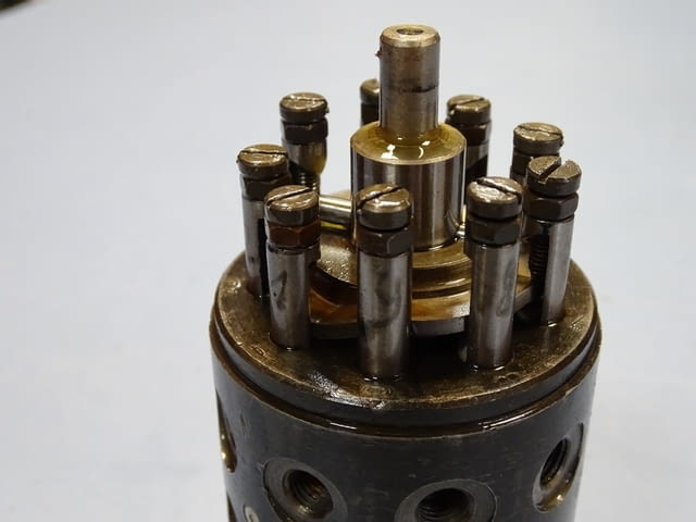 Смазочна импулсна хидравлична помпа DERN 9 позиции, city of Plovdiv | Industrial Equipment - снимка 5