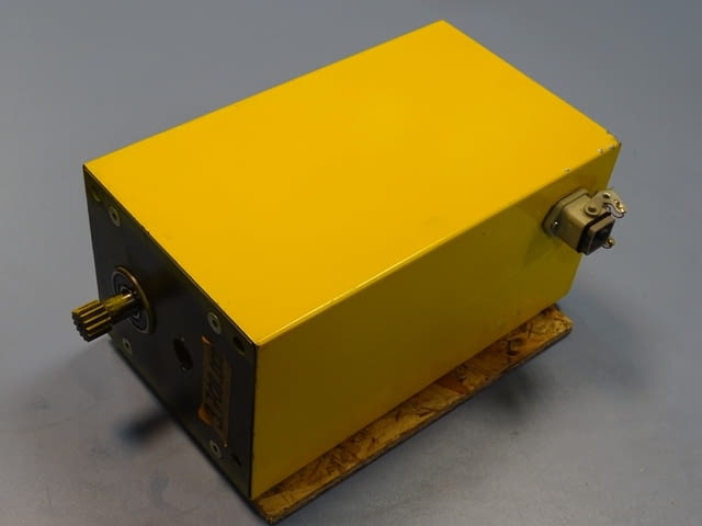 Мотор-редуктор за телоподаващо устройство ESAB 12V, град Пловдив | Промишлено Оборудване - снимка 1