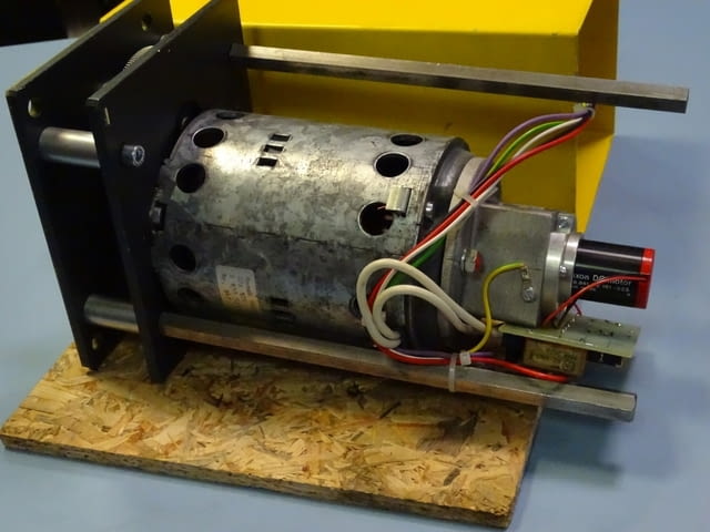 Мотор-редуктор за телоподаващо устройство ESAB 12V, град Пловдив | Промишлено Оборудване - снимка 8