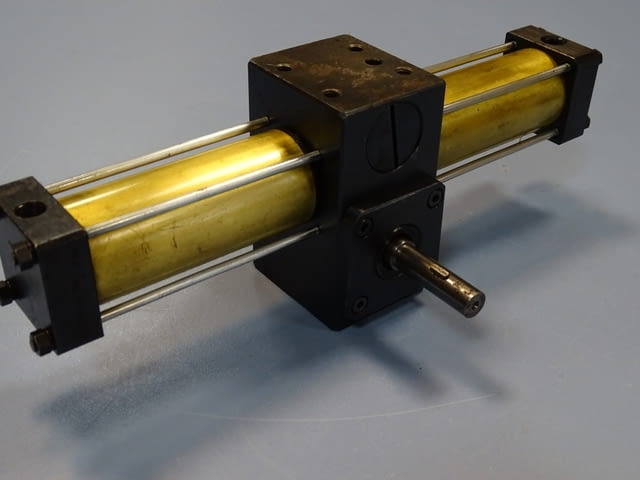 Пневмо ротационен цилиндър - пневмозадвижка, city of Plovdiv | Industrial Equipment - снимка 2