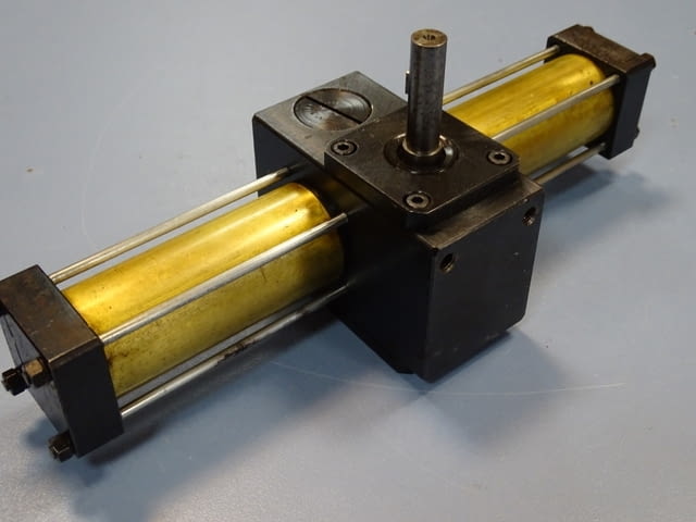 Пневмо ротационен цилиндър - пневмозадвижка, city of Plovdiv | Industrial Equipment - снимка 5