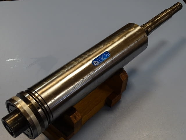 Шпиндел за шлайф Femina 6.554/1 Ø80mm 2850 min-1, град Пловдив | Промишлено Оборудване - снимка 11