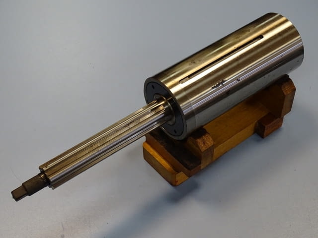 Шпиндел за фреза В-3 - град Пловдив | Промишлено Оборудване - снимка 1