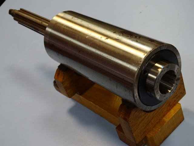 Шпиндел за фреза В-3 - град Пловдив | Промишлено Оборудване - снимка 2