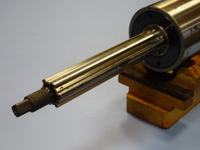 Шпиндел за фреза В-3 - град Пловдив | Промишлено Оборудване - снимка 4