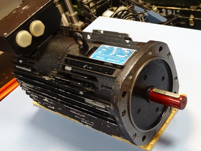 Двигател постояннотоков Елпром-Троян 23МВН-2-М, град Пловдив | Промишлено Оборудване - снимка 9