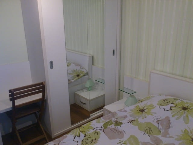 Луксозен апартамент за нощувки в центъра на ВАРНА-56 кв.м, град Варна | Квартири / Нощувки - снимка 7