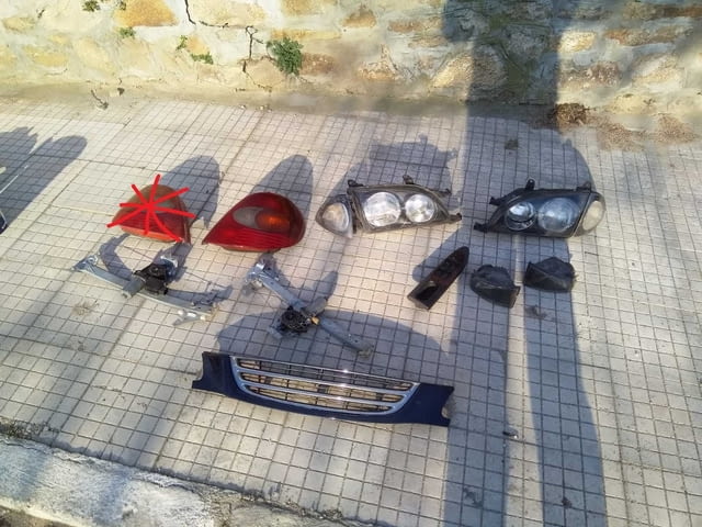 Тойота авенсис Toyota Avensis 1997-2003 -останали части, city of Sliven | Spare Parts - снимка 1