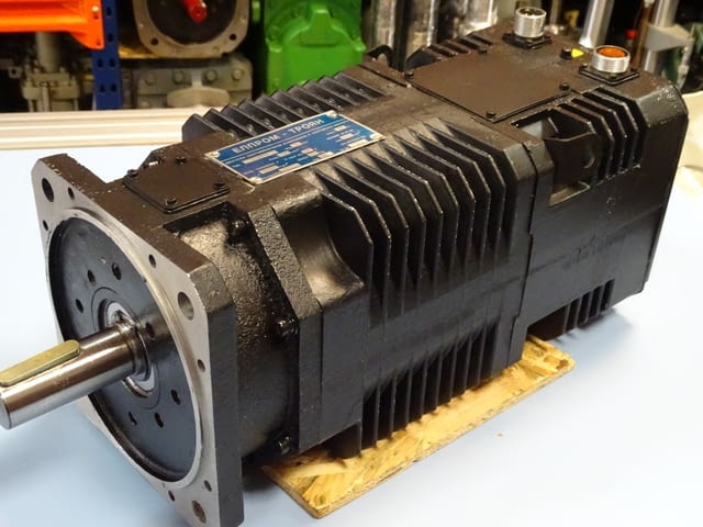 Ел. двигател постояннотоков Елпром-Троян 21 МВНС 121V, city of Plovdiv | Industrial Equipment - снимка 1