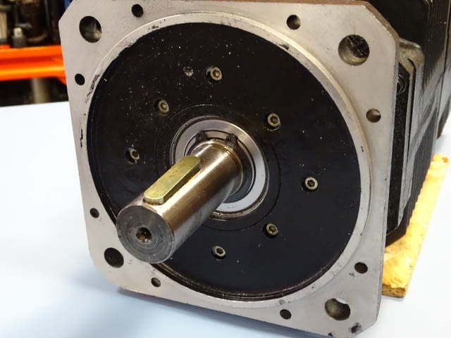 Ел. двигател постояннотоков Елпром-Троян 21 МВНС 121V, city of Plovdiv | Industrial Equipment - снимка 7