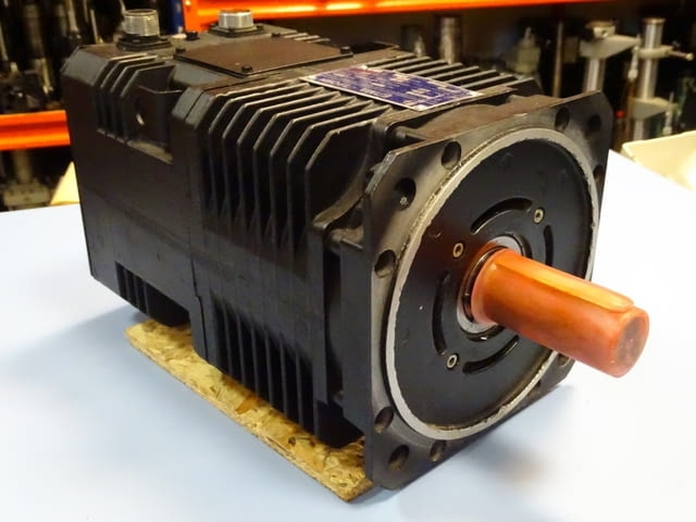 Ел. двигател постояннотоков Елпром-Троян 2 МТА 100V, city of Plovdiv | Industrial Equipment - снимка 11