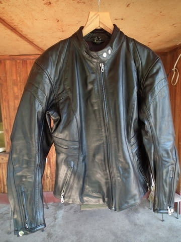 Held кожено дамско яке за мотор - град Левски | Аксесоари / Консумативи - снимка 1