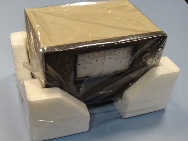 Уред за измерване на дължини Mitutoyo 519-301(M-301)MU-Checker 220V 50Hz 5-1500μm - снимка 12