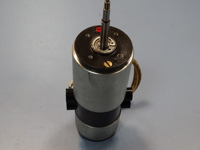 Електромотор постояннотоков Dinamo Sliven PIVТ 6-25/3А 30V 0.10Nm - снимка 7