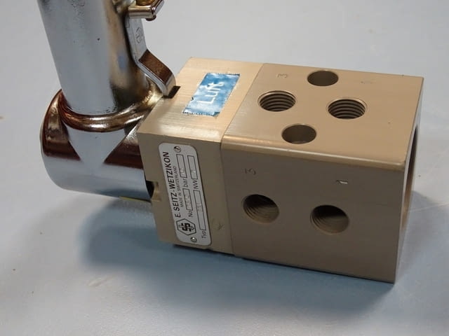 Пневматичен разпределител E.SEITZ-WETZIKON 213 1/4 220V, град Пловдив | Промишлено Оборудване - снимка 3