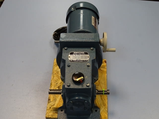 Мотор редуктор вариаторен Ringcone TW-50B 380VAC Variable Speed Drive - снимка 2