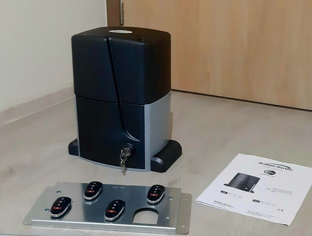 Автоматика за плъзгащи врати 1000кг, град Стара Загора | Машини / Съоръжения - снимка 1