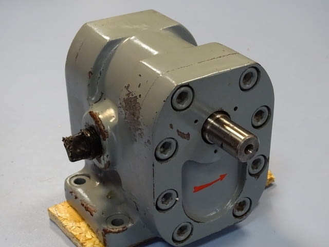 Хидравлична помпа Г11-23А 25L/min 1450min-1, city of Plovdiv | Industrial Equipment - снимка 3