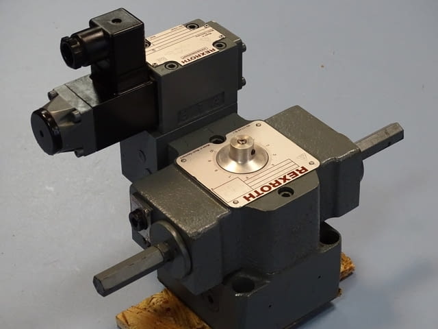 Хидравличен регулатор на дебит Rexroth 2FRW 10-21/50 L 6AY W 220-50 Z4 2-way flow control valve - снимка 9