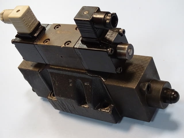 Хидравличен разпределител Hidraulic Ring WLL43K16D125KBB1 directional control valve - снимка 2