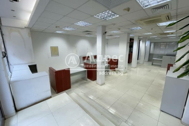 Офис за продажба в идеалния център на гр. Сандански, city of Sandanski | Offices - снимка 4