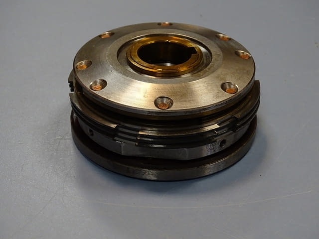 Съединител електромагнитен БГД-25 24VDC electromagnetic clutch - снимка 1