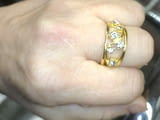 Искрящ пръстен в 18 К и диаманти