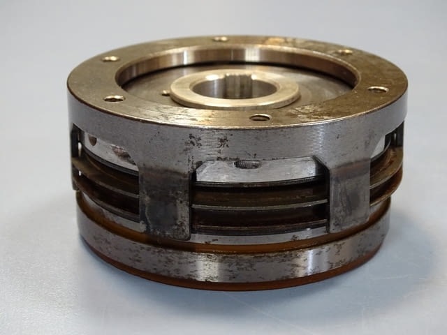 Съединител електромагнитен Dessau 4KL 2.5 multi-disc electromagnetic clutch - снимка 2