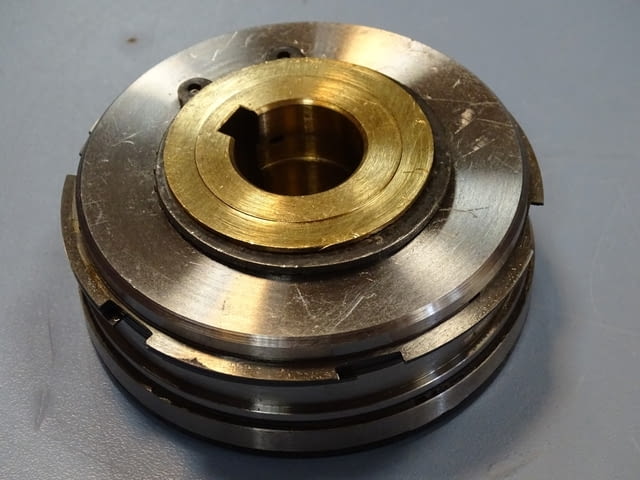 Съединител електромагнитен АВД-25 24VDC electromagnetic clutch - снимка 2