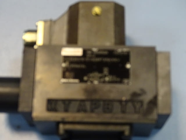 Серво клапан Rexroth 4WSE2ED10-51/60B9T315K31EV directional servo valve - снимка 11