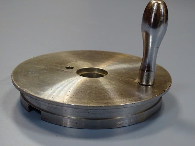 Метална ръкохватка за струг (ръчно колело) ф122mm, city of Plovdiv | Industrial Equipment - снимка 4