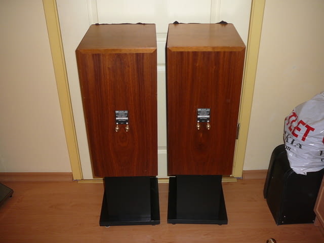 Kef reference series 103/3 - град Пазарджик | Ресийвъри / Усилватели - снимка 12
