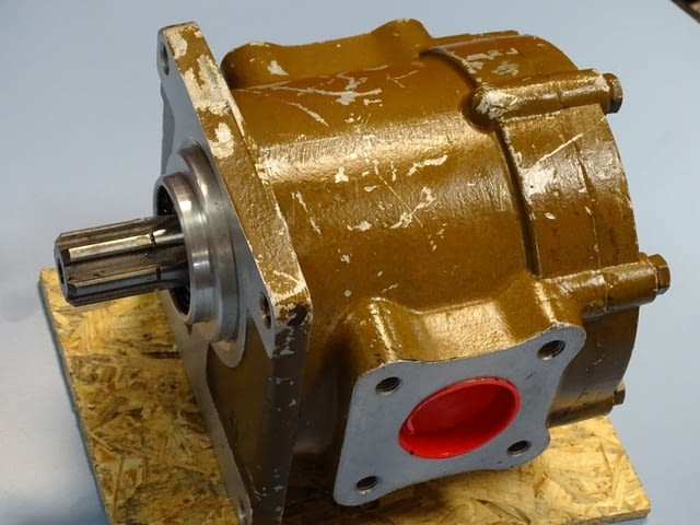 Хидравлична помпа НШ 67 Л, 140 Bar, 96 L/min, град Пловдив | Промишлено Оборудване - снимка 2