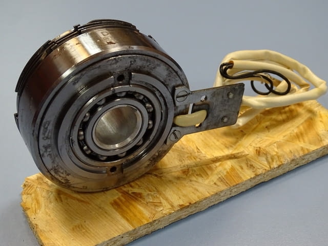 Съединител електро-магнитен Dessau KLDO 2.5 24V electromagnetic clutch - снимка 6