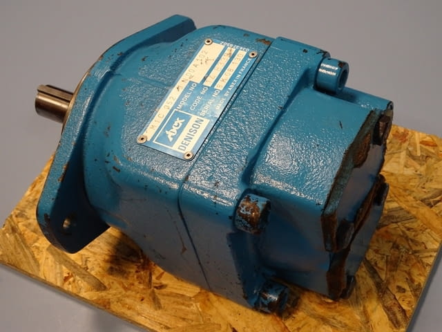 Хидравличен мотор ABEX Denison M1C 052 1N 00A102 Hydraulic vane motor - снимка 1