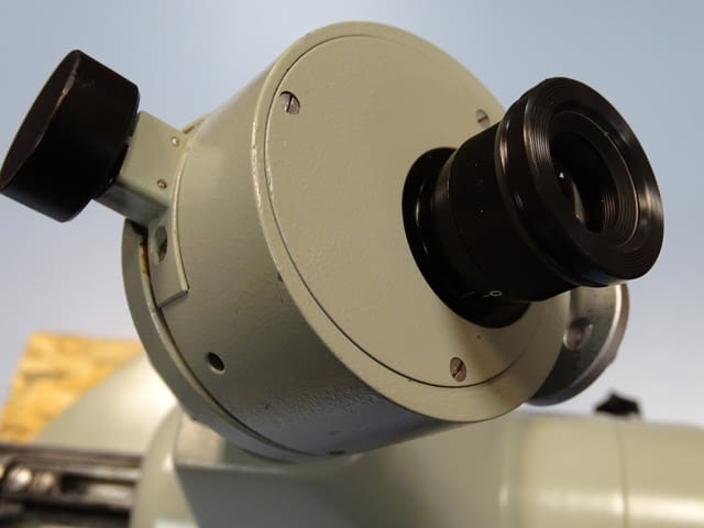 Оптичен дължиномер Carl Zeiss Jena 6V, 2.1W, city of Plovdiv | Industrial Equipment - снимка 4