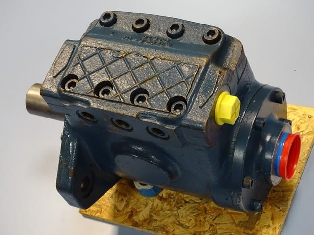 Хидравлична помпа Poclain H14FOR25 Hydraulic pump single output - снимка 11
