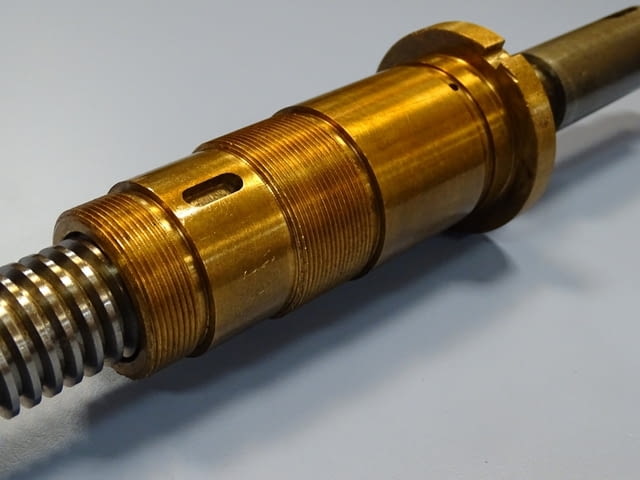 Винт с гайка за плосък шлайф 3Г71.28.202 - city of Plovdiv | Machinery - снимка 2