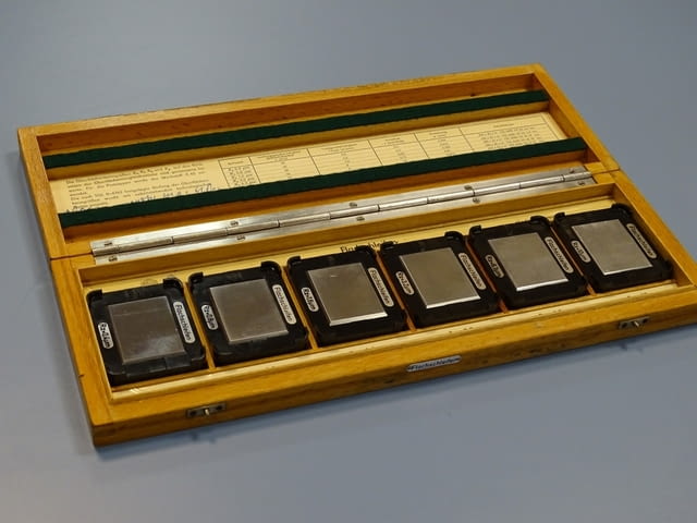 Еталон за проверка на грапавост Flachschleifen MASSI TGL 0-4763 - снимка 1