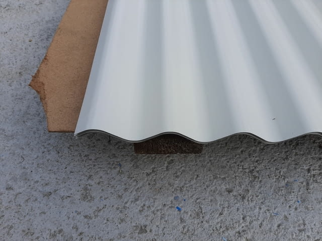 Вълнообразна пластифицирана ламарина Sn18x75-1050 RAL9002 в София - снимка 5