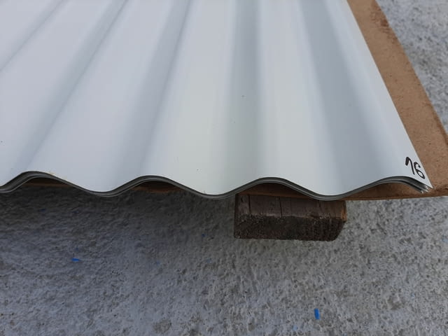 Вълнообразна пластифицирана ламарина Sn18x75-1050 RAL9002 в София - снимка 6