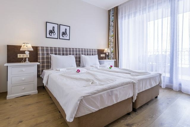 Поморие - първа линия - двуспален апартамент 2-bedroom, 132 m2, Brick - city of Pomoriе | Apartments - снимка 4